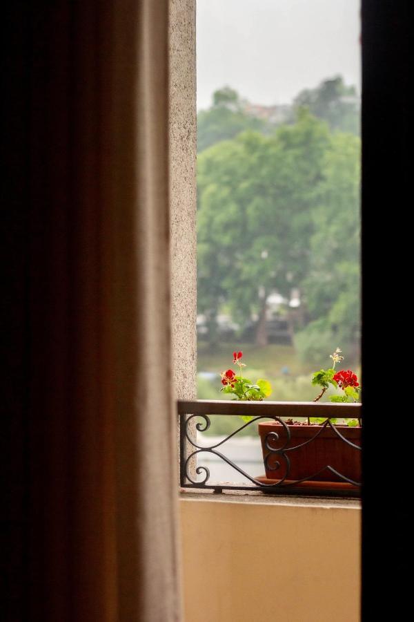 Apartamento Do Arquinho I - By Vinteoito อามารังติ ภายนอก รูปภาพ